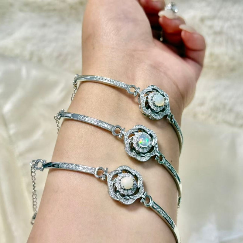 Opal Flower Bracelet.