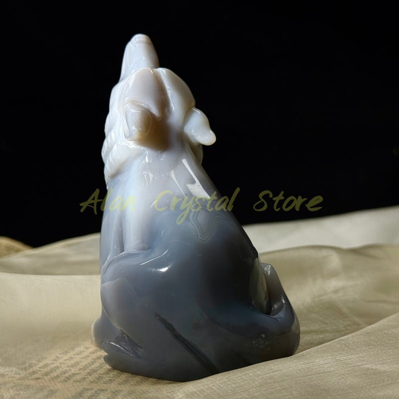Natural Agate Geode Wolf Carving.