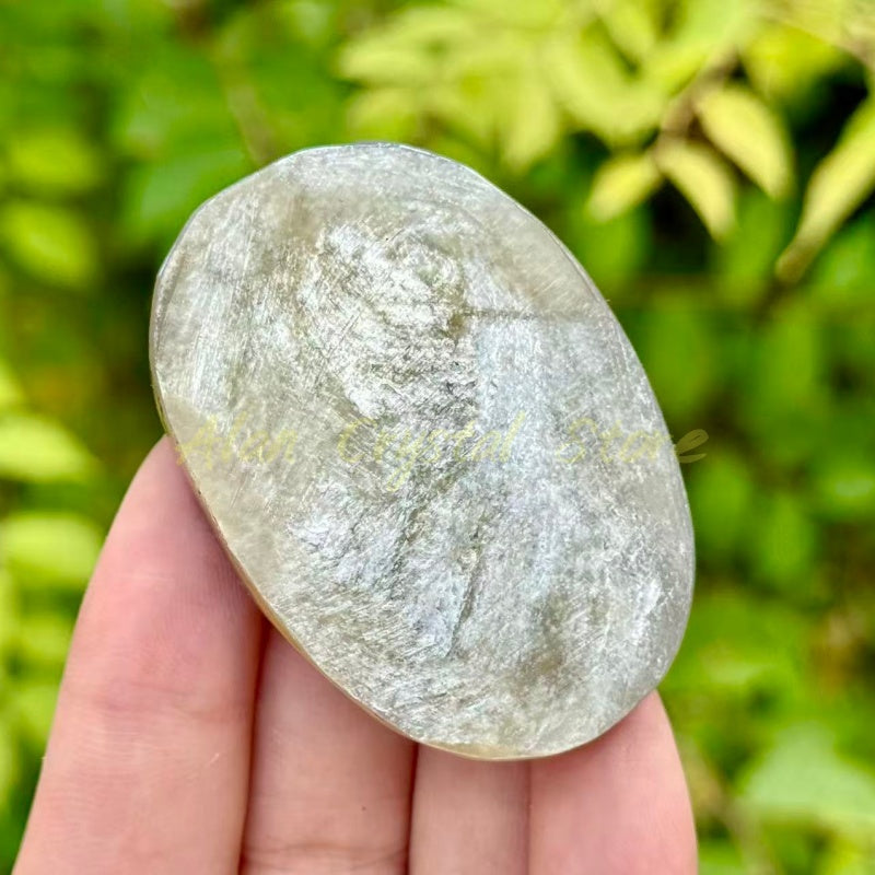 Natural Golden Mica Palm Stone.