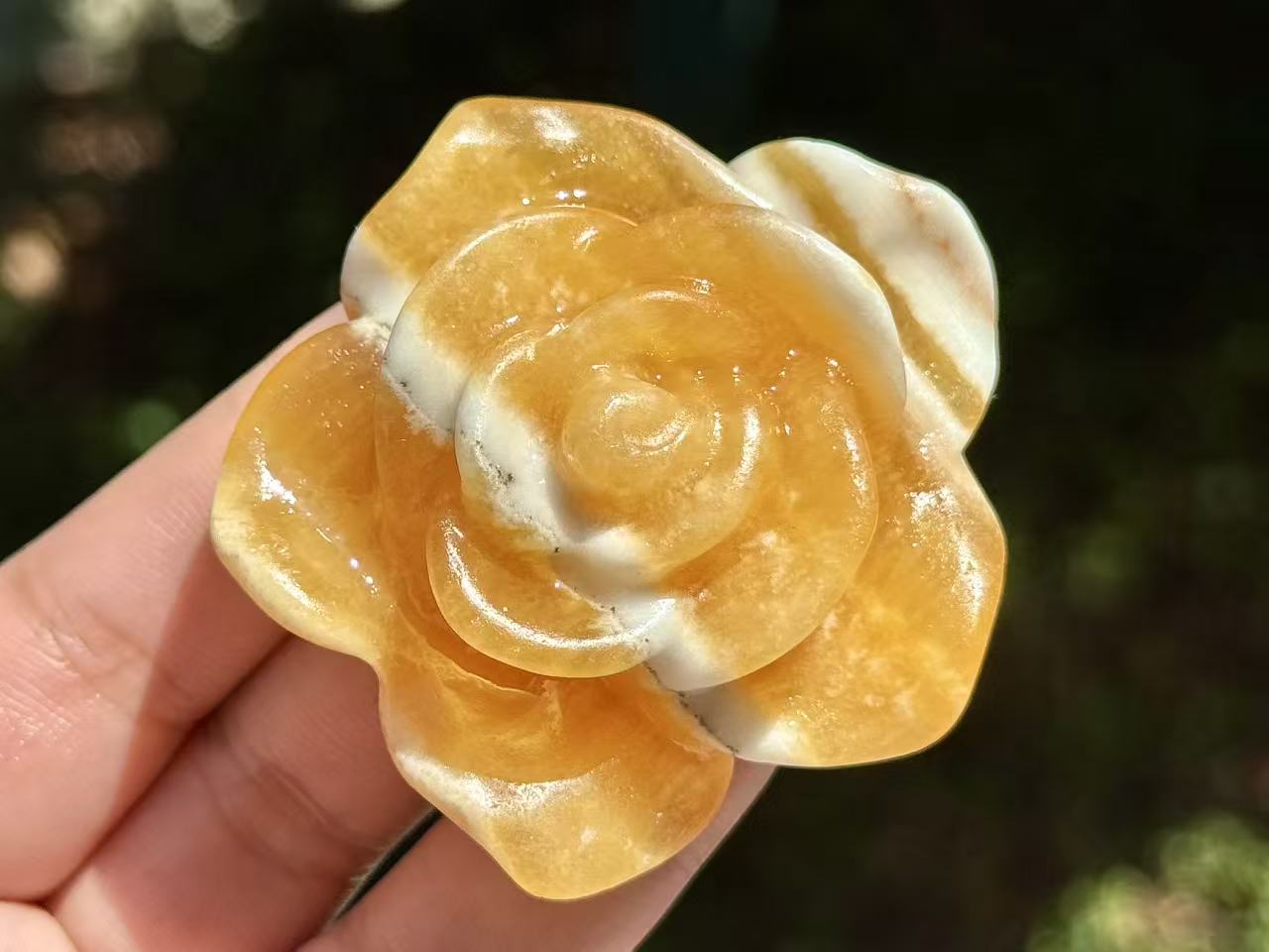Natural Crystal quartz Hnad Carved Rose,gift for her 1PC