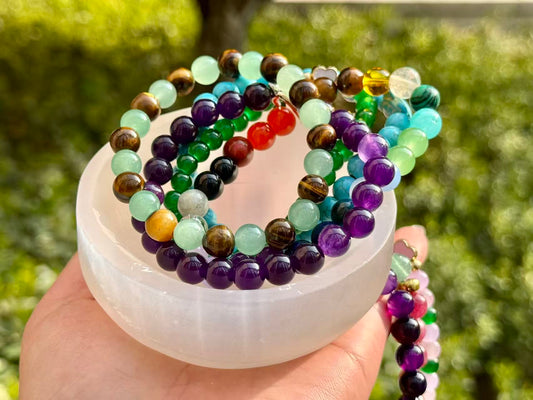 Handcrafted Selenite Gypsum Bowl & Natural Healing Crystal Bracelet Gift Set | Reiki Charged Energy Cleansing Kit