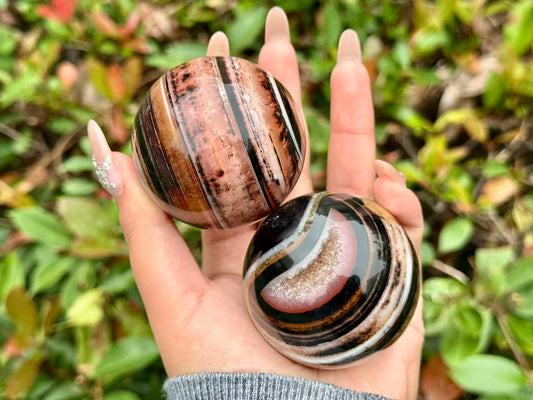 Natural Sardonyx Sphere,Agate Geode Sphere.Reiki healing Ball. +Free Base