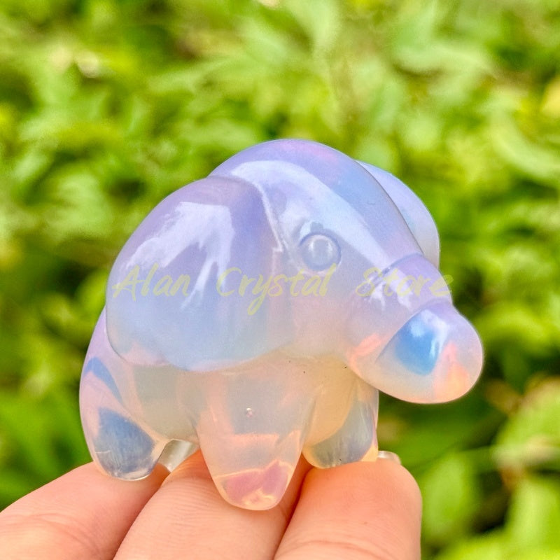 Natural Crystal Quartz Mamoswine Carving.1PC