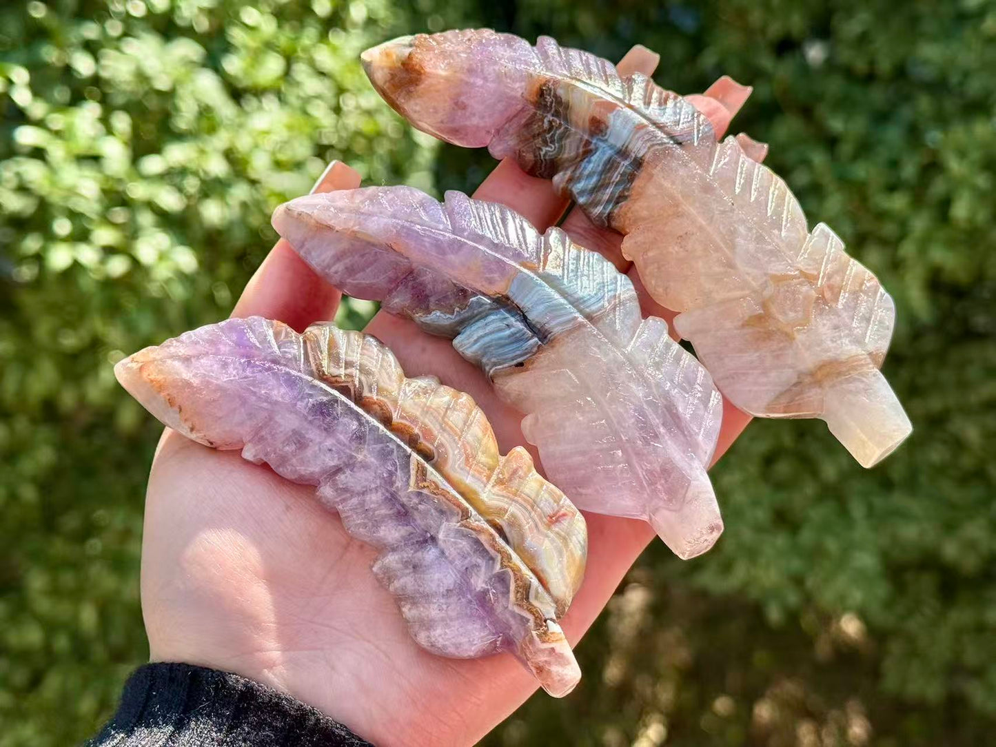Natural Amethyst Agate Hand Carved Feather,Crystal Quartz Carving,gift for mom.1PC
