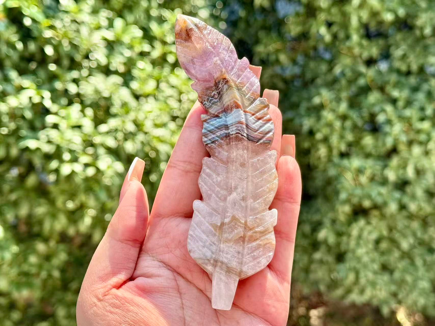 Natural Amethyst Agate Hand Carved Feather,Crystal Quartz Carving,gift for mom.1PC