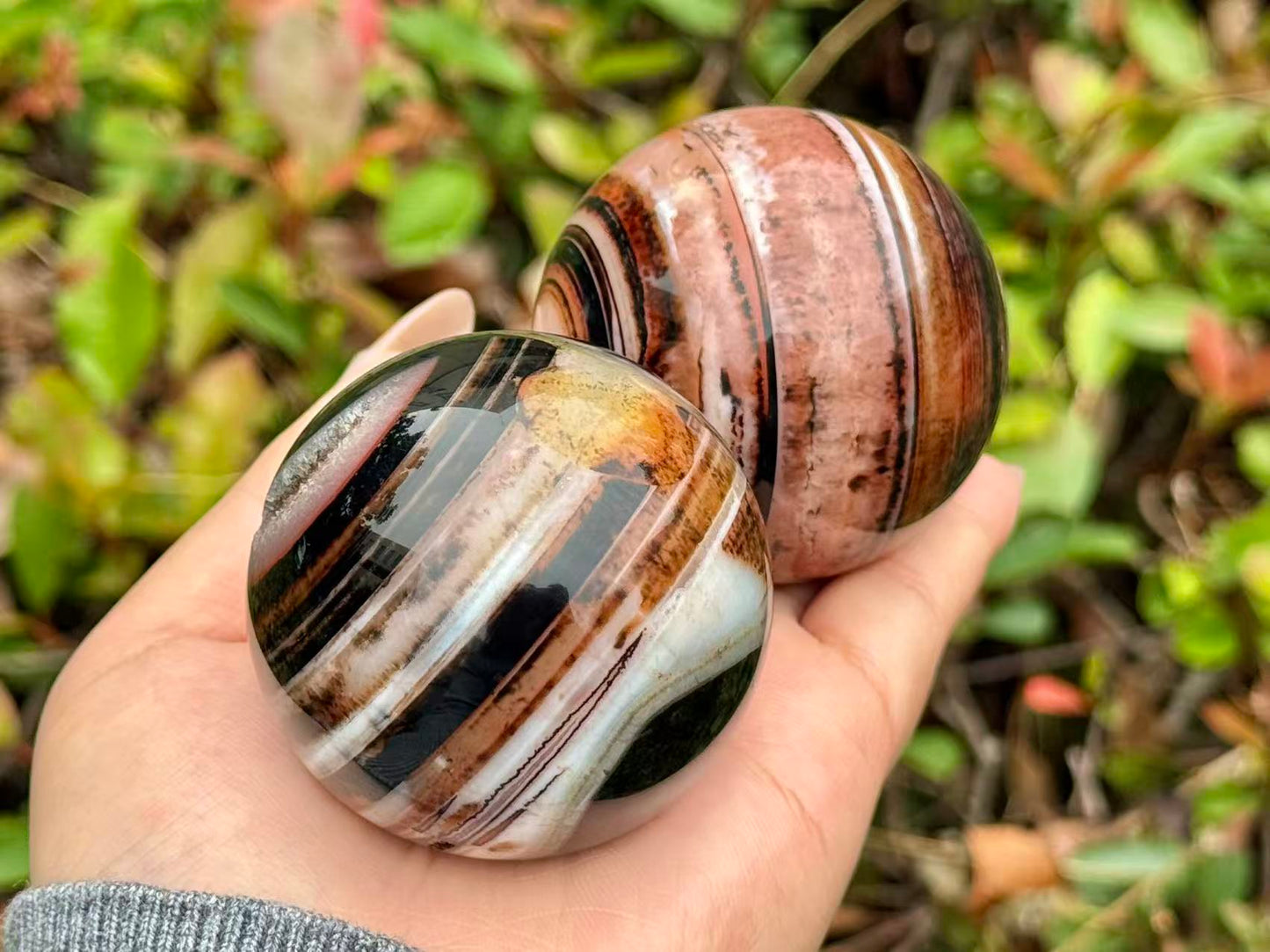 Natural Sardonyx Sphere,Agate Geode Sphere.Reiki healing Ball. +Free Base