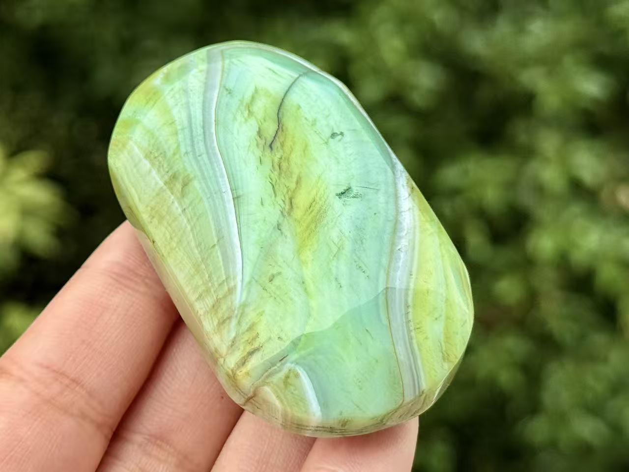 Green Agate Palm Stone,Aagte Geode Worry Stone.