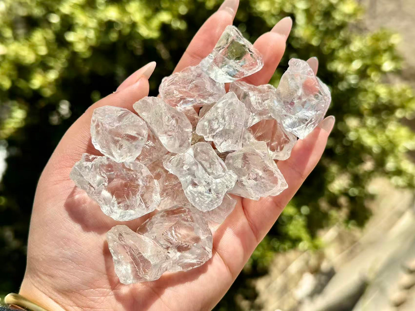 200g+ Natural Clear Quartz Raw Stone,High-quality crystal quartz Stone.
