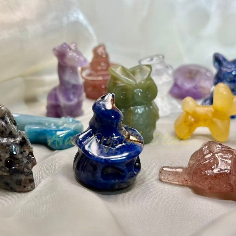 3CM+ Natural Crystal Quartz Carving.Random delivery. 5PC