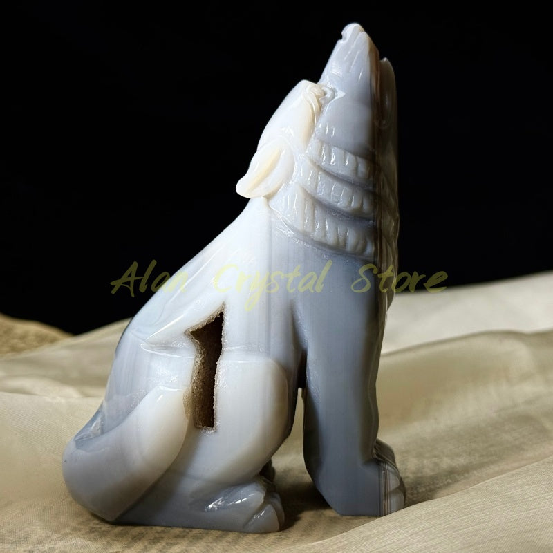 Natural Agate Geode Wolf Carving.