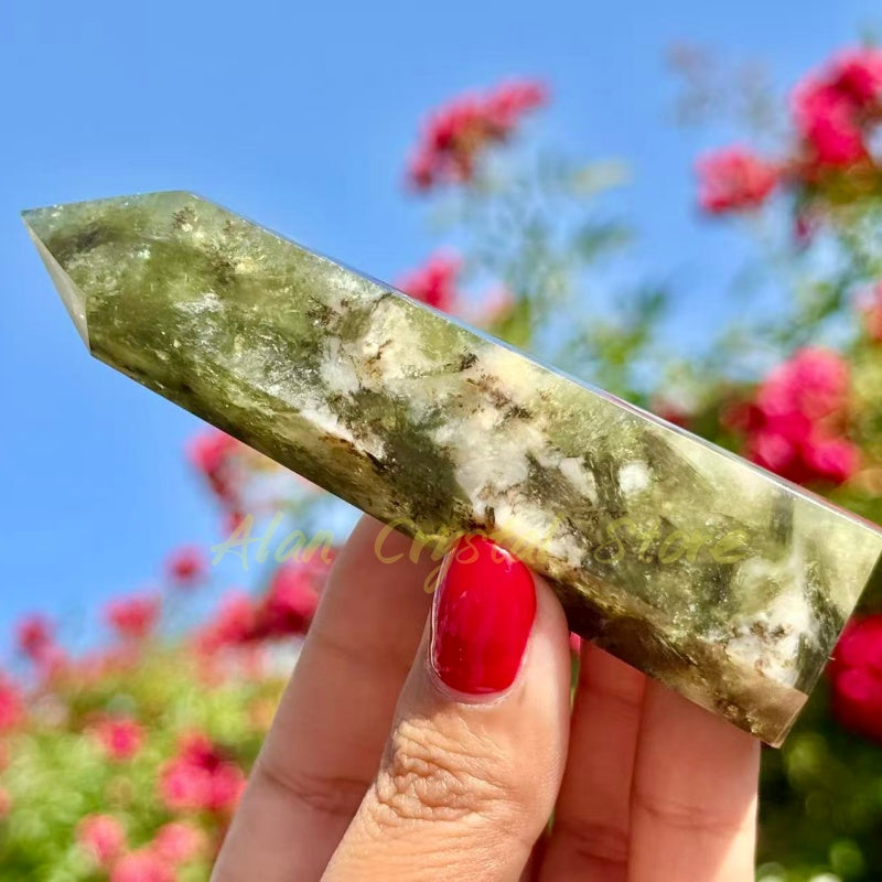 Natural Green Mica Points
