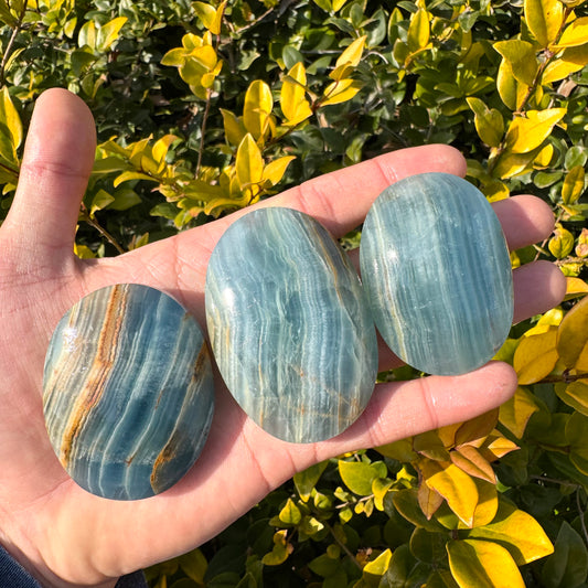 Blue Onyx Palm Stone