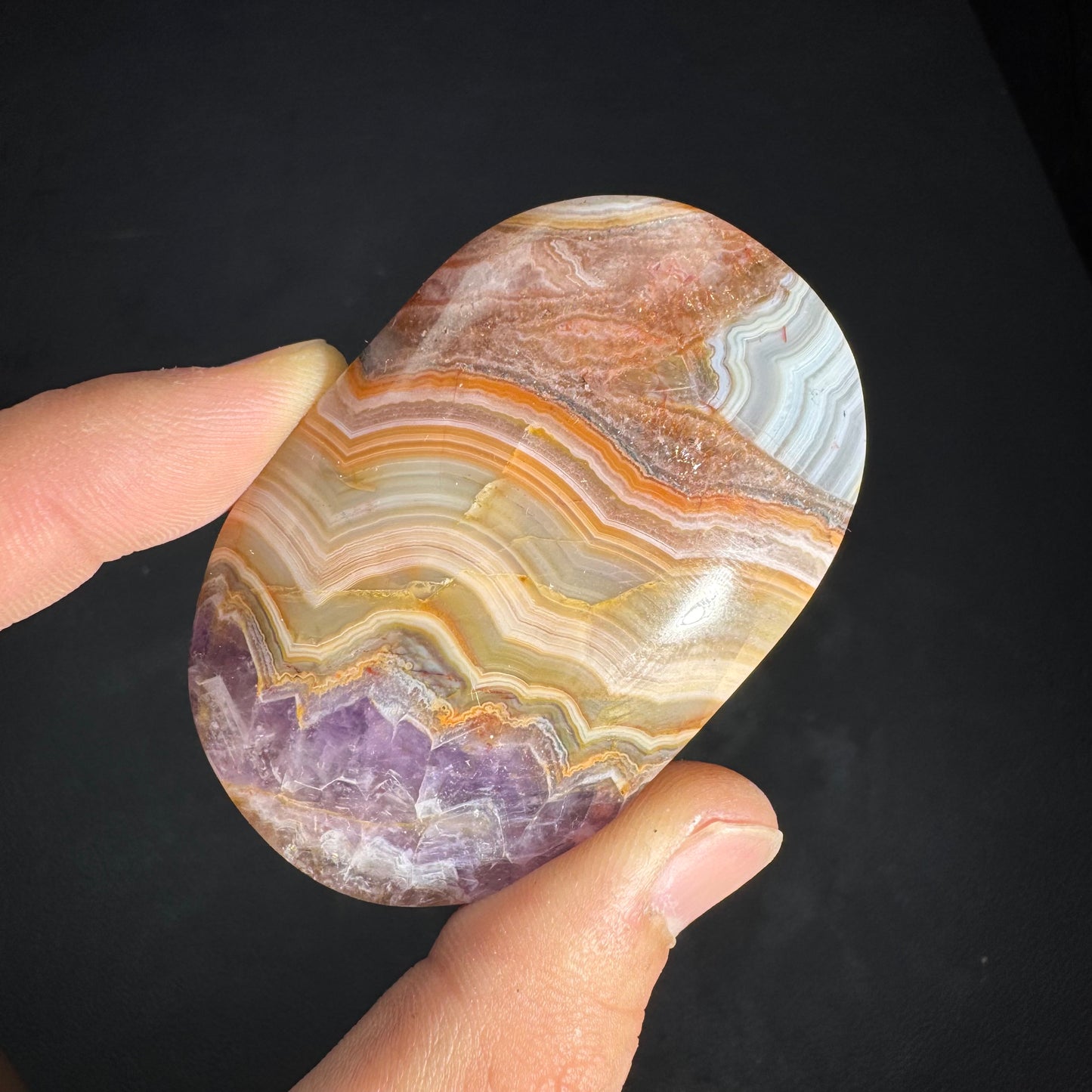 Natural Amethyst Agate Palm