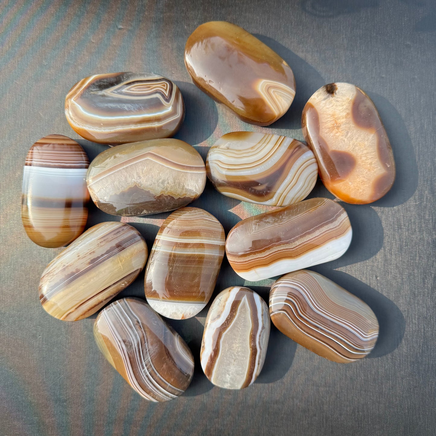 Brown Sardonyx Plam Stone