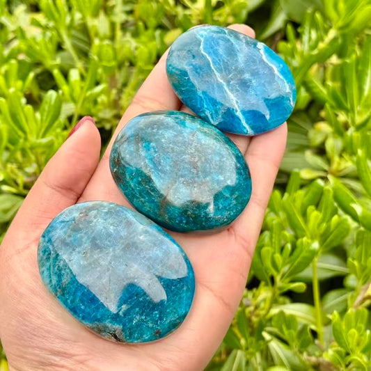 Natural Blue Apatite palm stone.1PC
