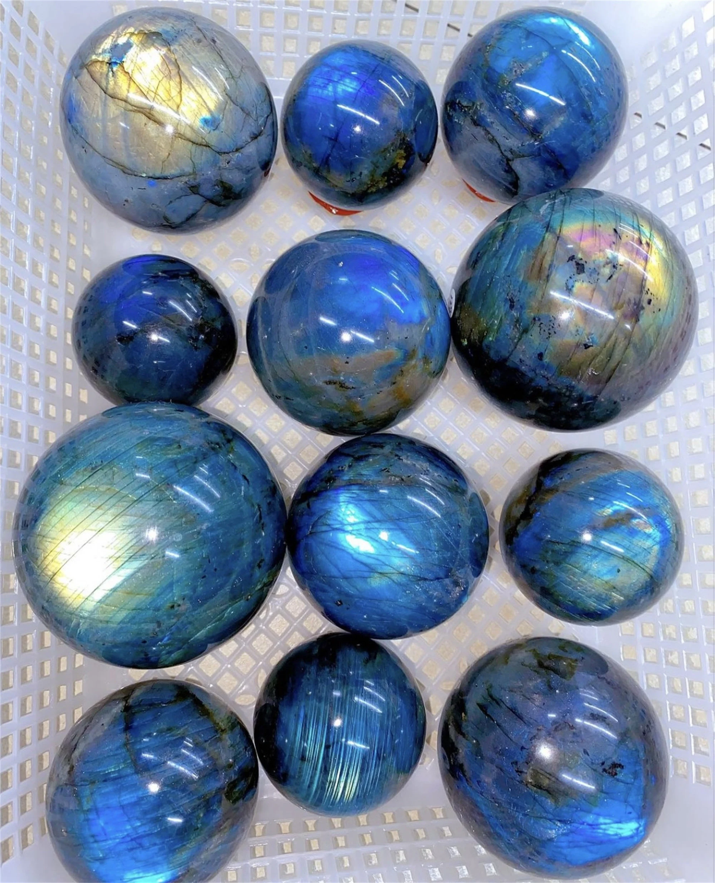 Natural Labradorite Sphere,High Quality Crystal Labradorite Ball.