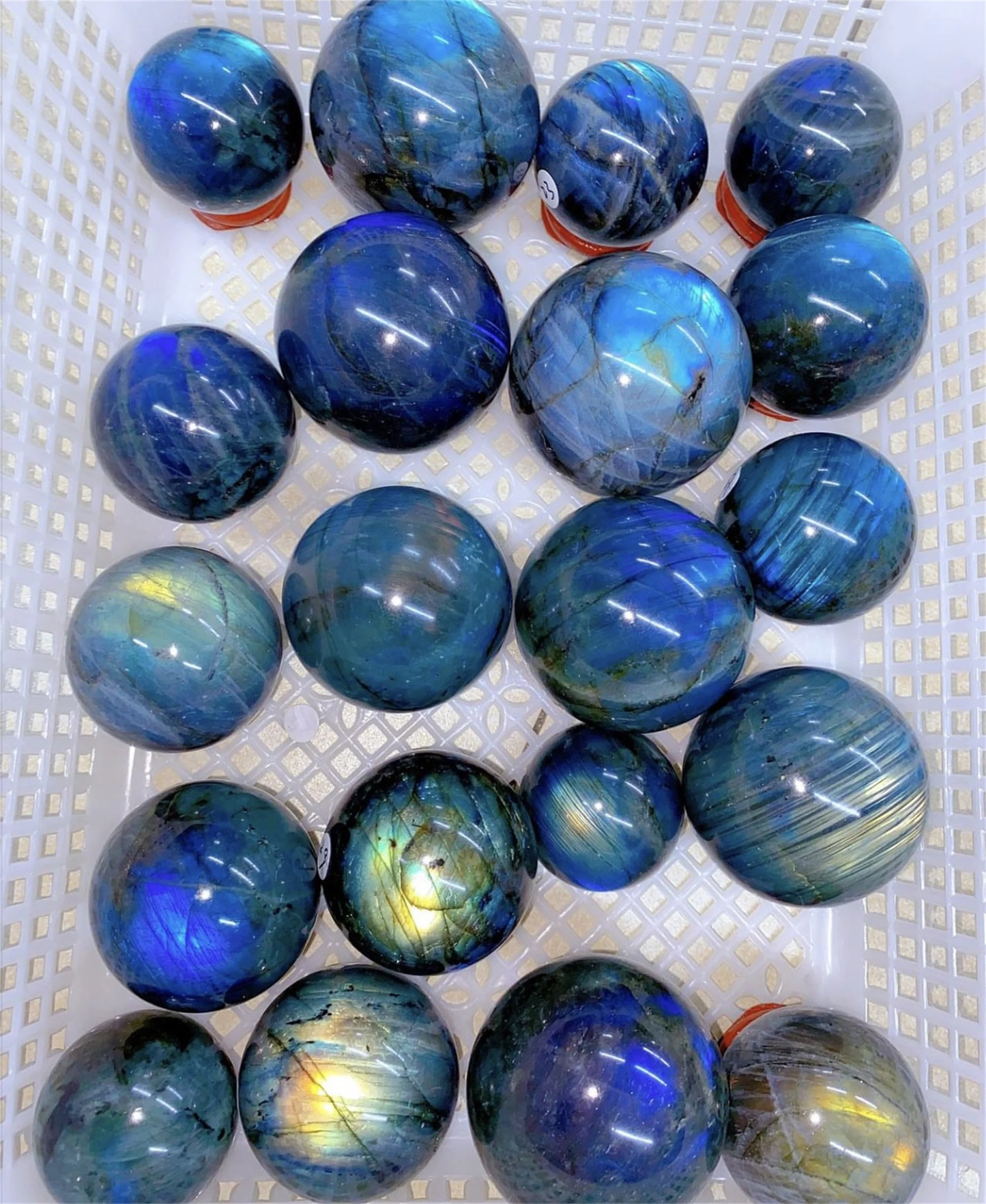 Natural Labradorite Sphere,High Quality Crystal Labradorite Ball.