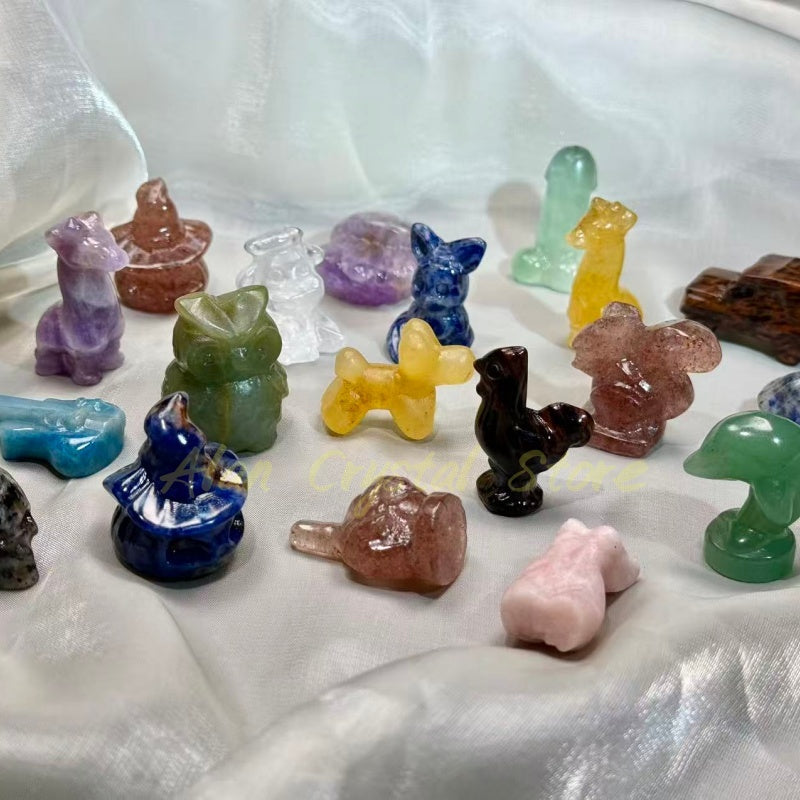 3CM+ Natural Crystal Quartz Carving.Random delivery. 5PC