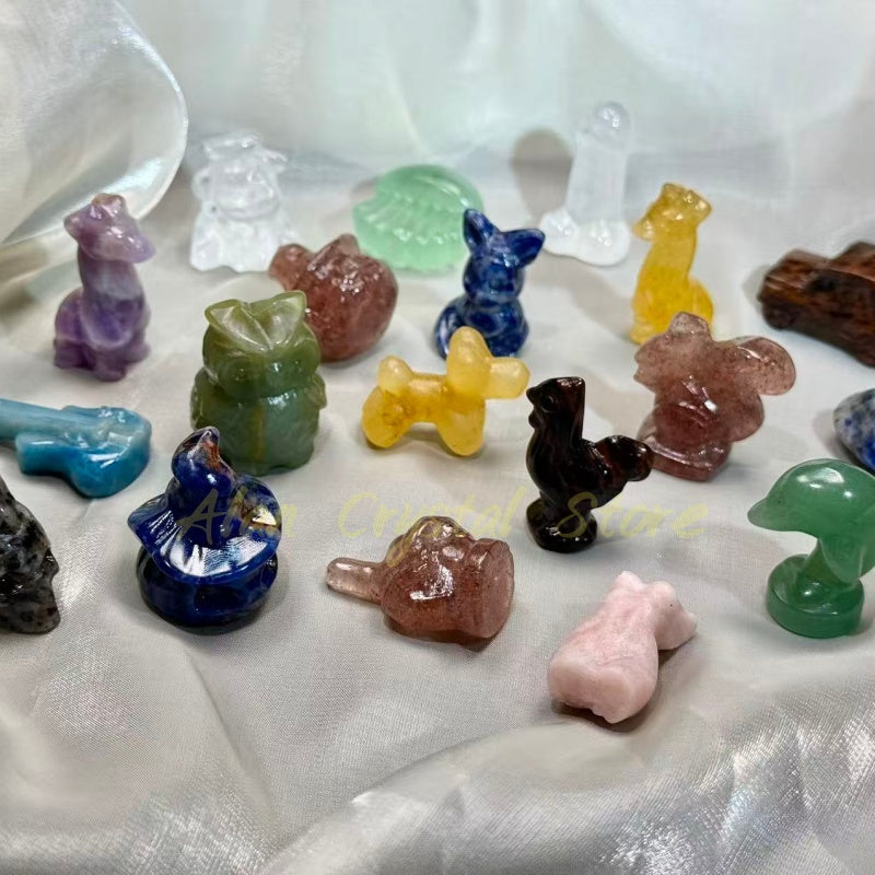 3CM+ Natural Crystal Quartz Carving.Random delivery. 5PC