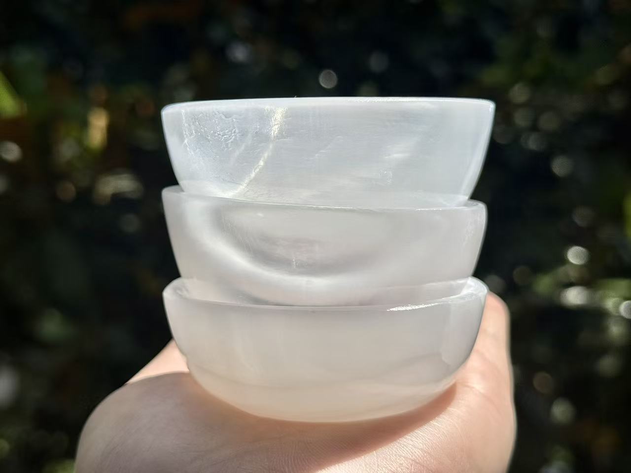 Handcrafted Selenite Gypsum Bowl & Natural Healing Crystal Bracelet Gift Set | Reiki Charged Energy Cleansing Kit