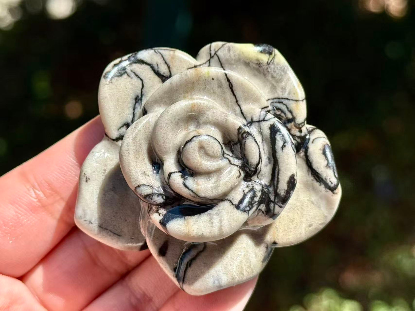 Natural Crystal quartz Hnad Carved Rose,gift for her 1PC