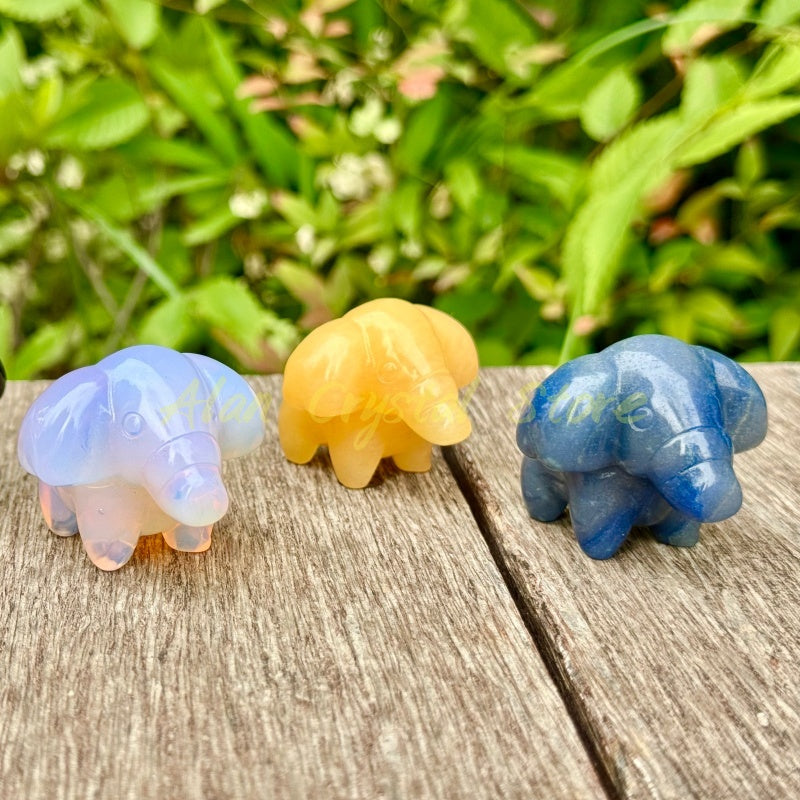 Natural Crystal Quartz Mamoswine Carving.1PC