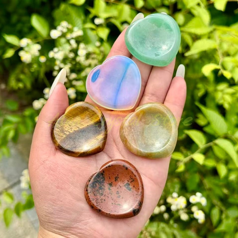 Natural Crystal Quartz Worry Stone.1PC (Random Delivery)