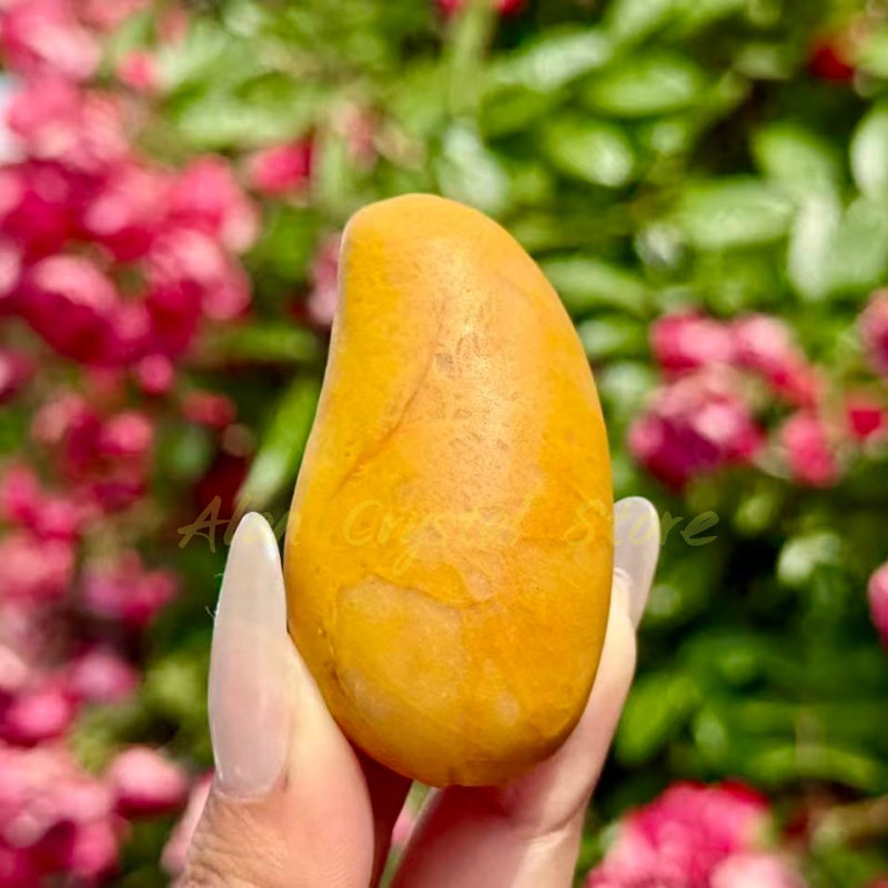 Yellow Jade Mango Carving Home Decoration