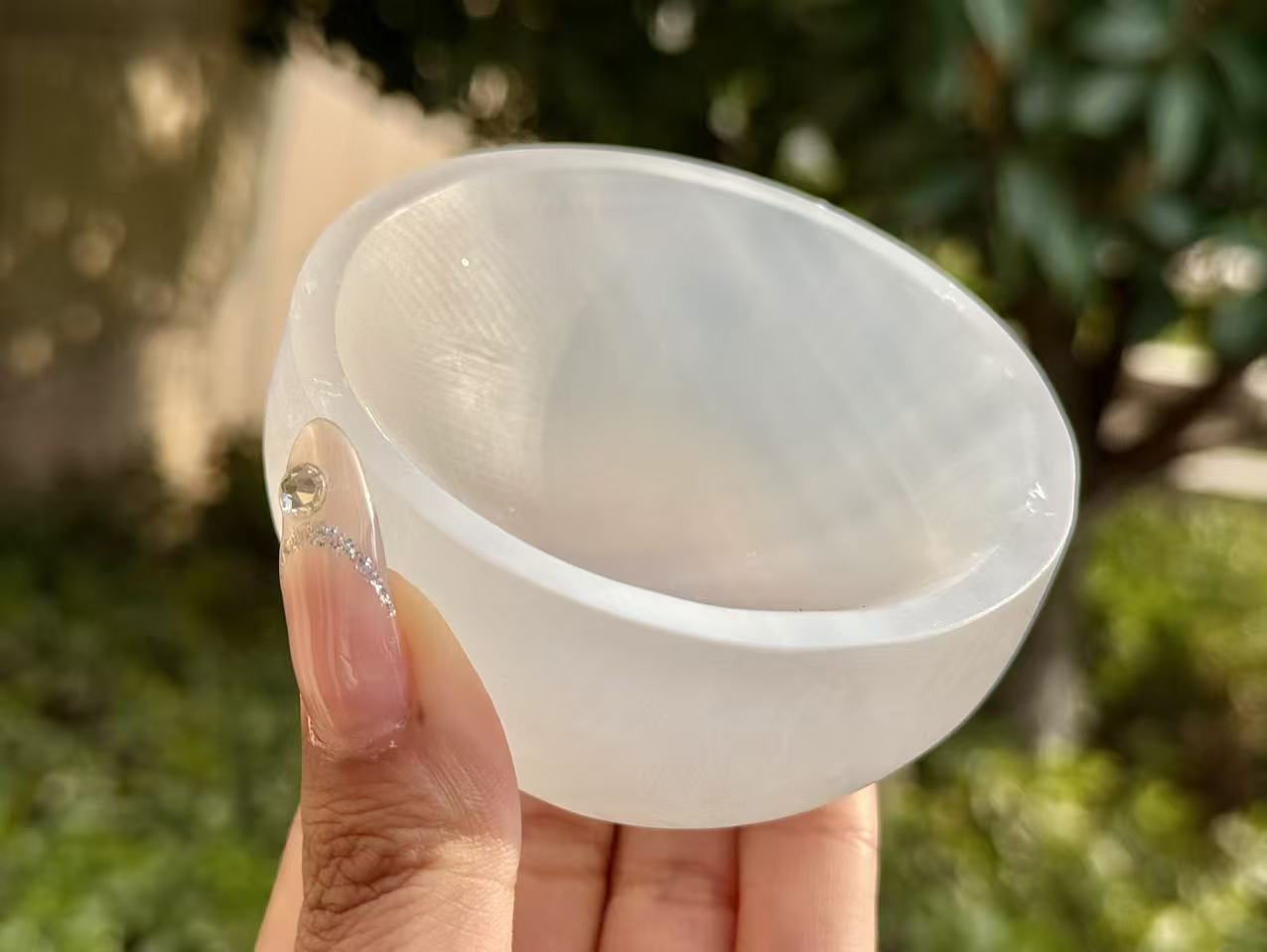 Handcrafted Selenite Gypsum Bowl & Natural Healing Crystal Bracelet Gift Set | Reiki Charged Energy Cleansing Kit