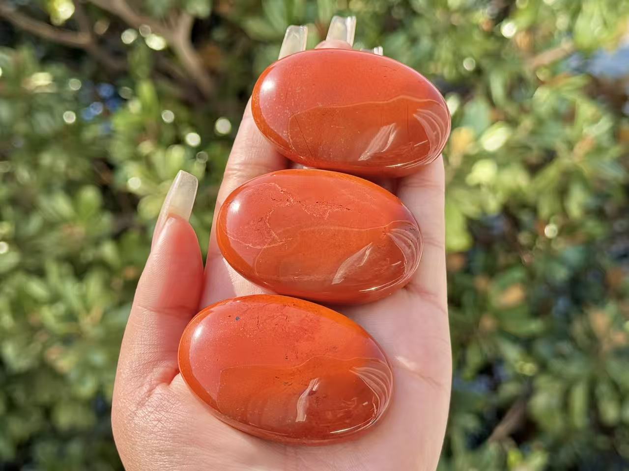 Natural Red Jasper Palm Stone,Crystal quartz Worry Stone.1PC